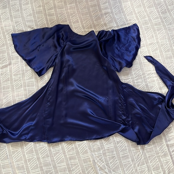 Stunning Jewel Toned Silk Blouse - Picture 3 of 8